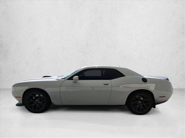 Used 2017 Dodge Challenger R/T Scat Pack RWD image 9
