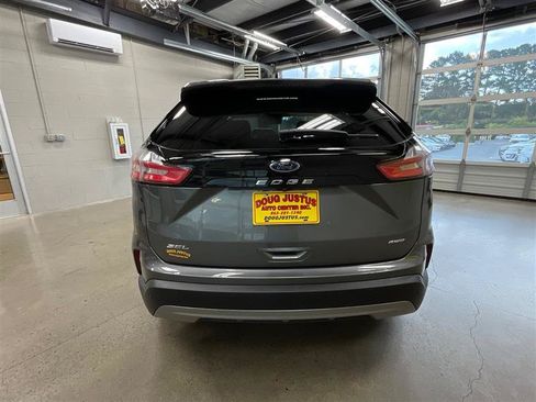 Used 2022 Ford Edge SEL w/ Cargo Accessory Package AWD/4WD image 4