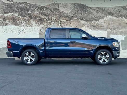 Used 2019 RAM 1500 Laramie AWD/4WD image 4