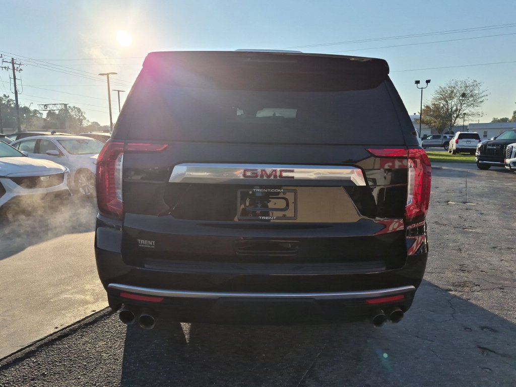 Used 2024 GMC Yukon Denali w/ Denali Reserve Package AWD/4WD image 2
