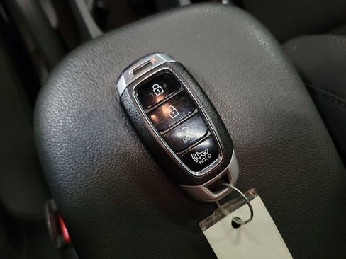 Used 2022 Hyundai Kona SEL w/ Convenience Package AWD/4WD image 19