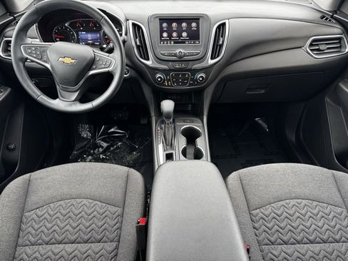 Certified 2023 Chevrolet Equinox LT w/ Driver Convenience Package image 9
