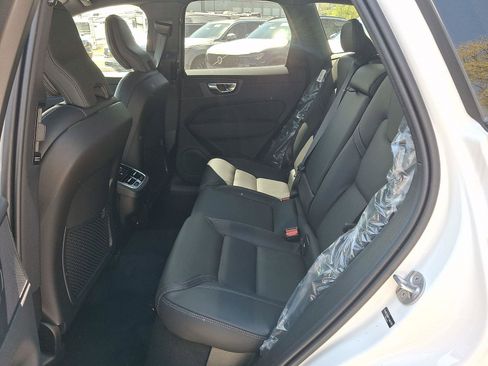 New 2026 Volvo XC60 B5 Ultra w/ Protection Package Premier AWD/4WD image 6