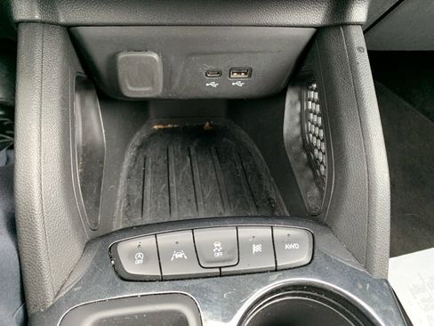 Used 2025 Chevrolet TrailBlazer LT AWD/4WD image 43
