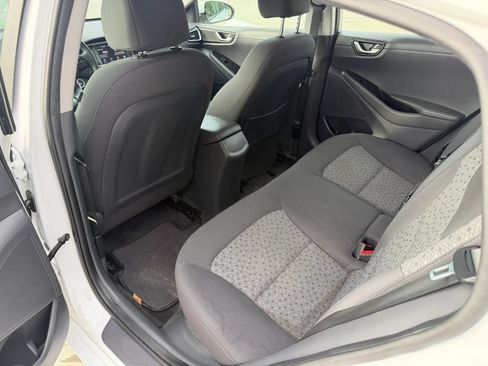 Used 2019 Hyundai Ioniq Blue FWD image 17