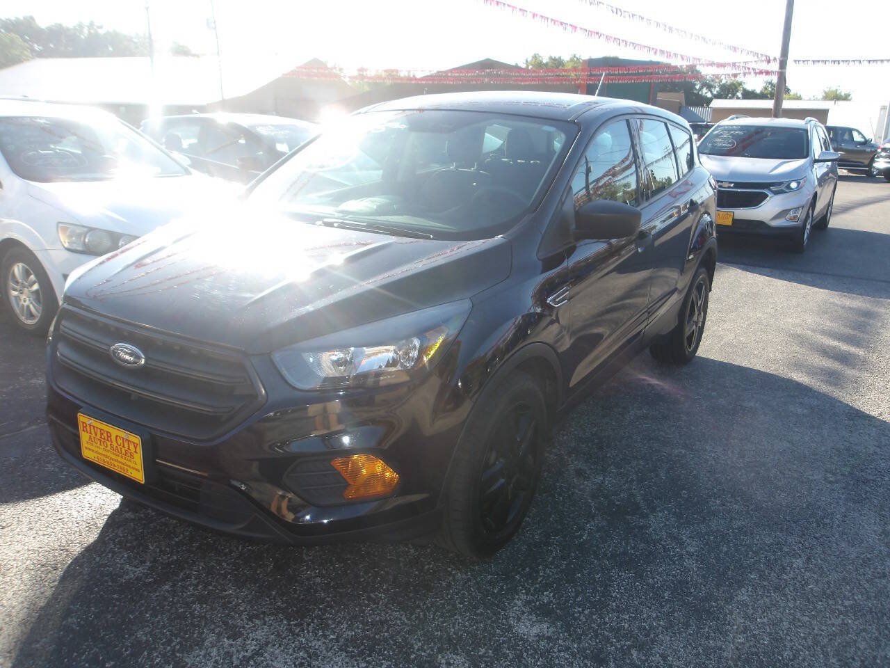 Used 2019 Ford Escape S FWD image 3