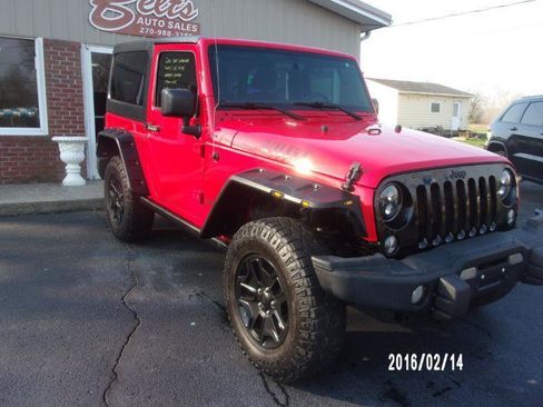 Used 2016 Jeep Wrangler Sport image 3