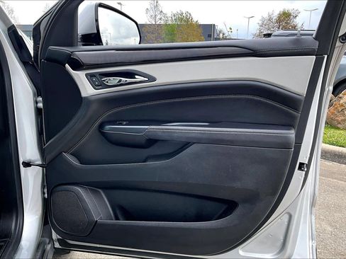 Used 2014 Cadillac SRX Performance w/ Driver Awareness Package image 20