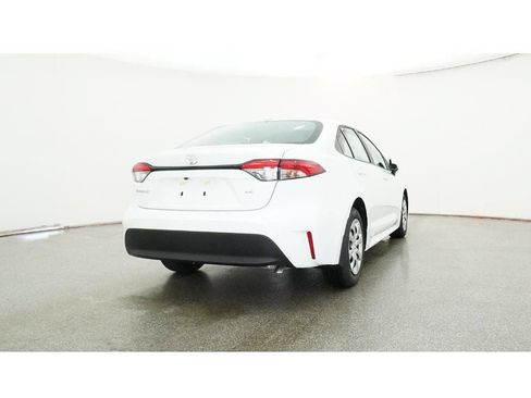 New 2026 Toyota Corolla LE FWD image 31