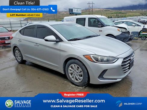 Used 2017 Hyundai Elantra SE image 5