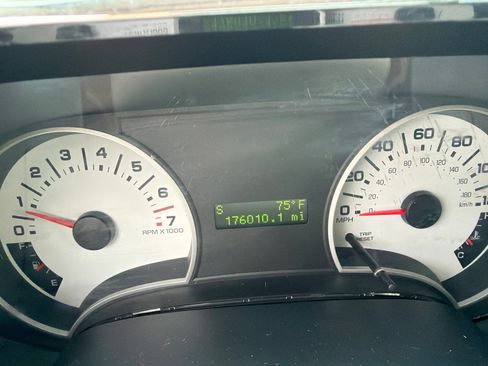 Used 2007 Ford Explorer Sport Trac XLT RWD image 7