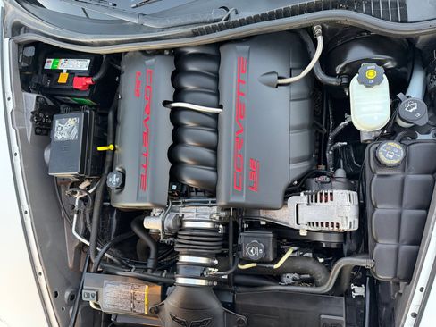 Used 2006 Chevrolet Corvette Base w/ Preferred Equipment Group image 21
