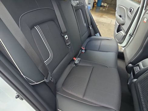 New 2026 Hyundai Venue SEL FWD image 11