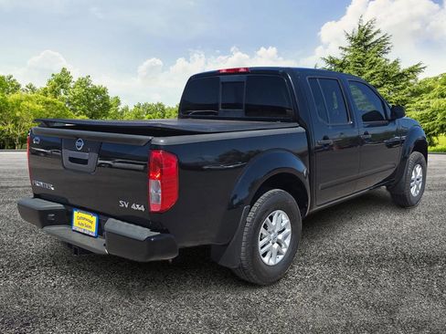 Used 2017 Nissan Frontier SV AWD/4WD image 7