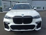 Used 2021 BMW X7 M50i w/ Executive Package image 2