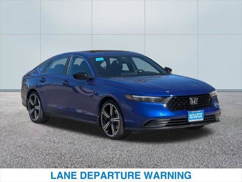 Used 2023 Honda Accord Sport image 4