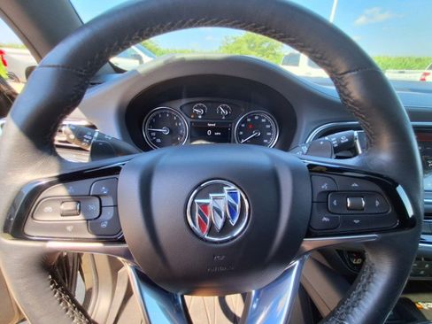 Used 2024 Buick Enclave Essence w/ Experience Buick Package FWD image 13