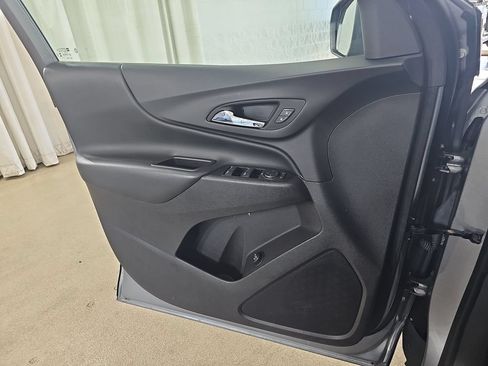 Certified 2024 Chevrolet Equinox LT w/ LPO, Floor Liner Package FWD image 32