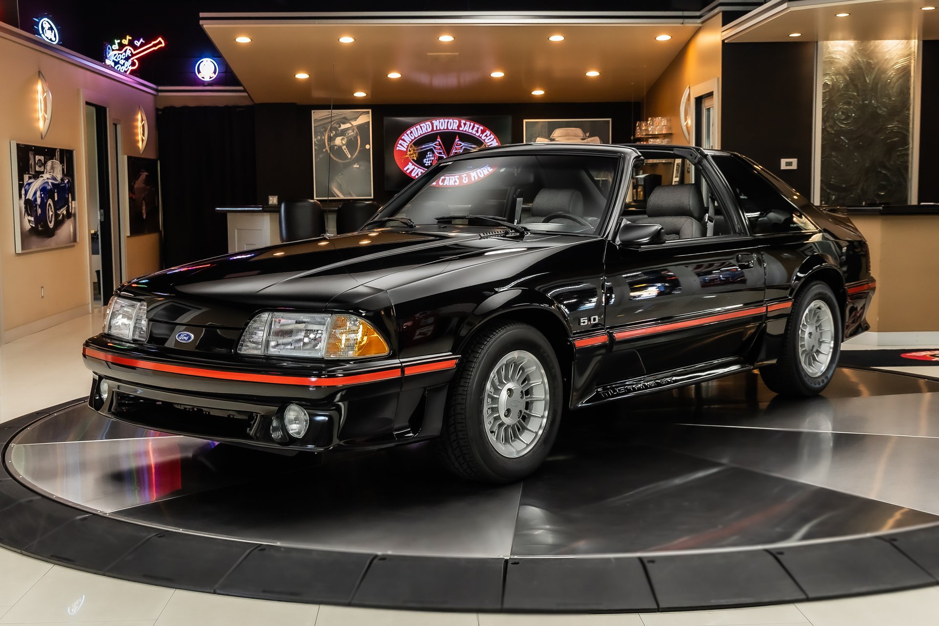 Used 1987 Ford Mustang GT RWD image 6