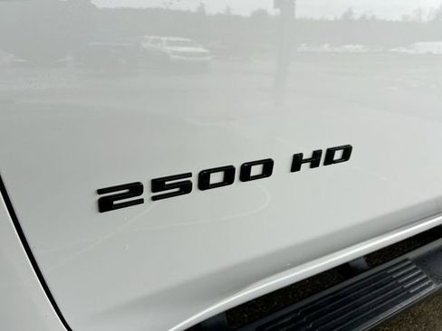 Used 2024 Chevrolet Silverado 2500 Custom w/ Custom Convenience Package image 31