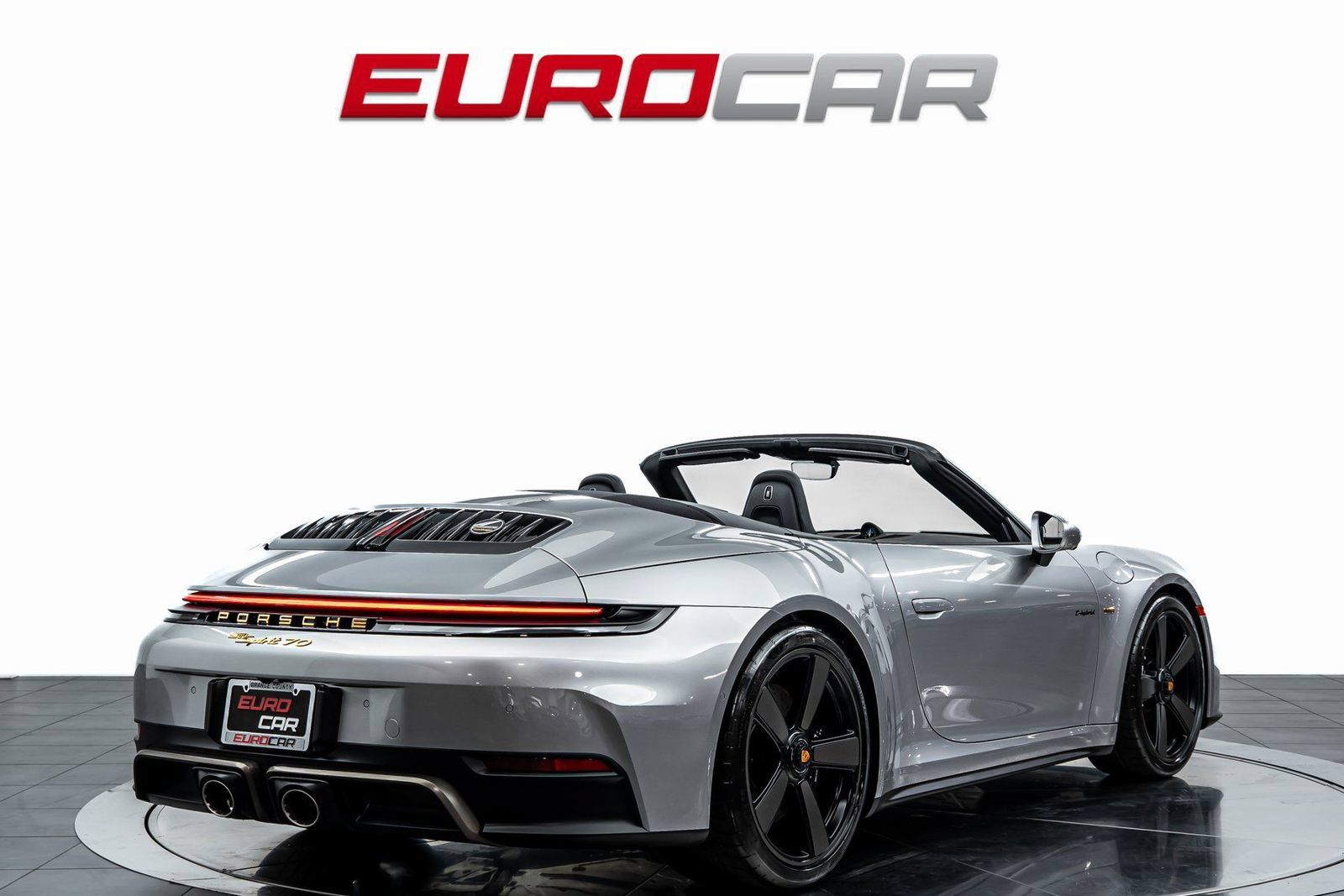 Used 2026 Porsche 911 Carrera 4 GTS AWD/4WD image 7