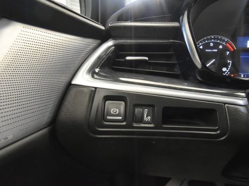 Used 2024 Cadillac XT5 Premium Luxury FWD image 29