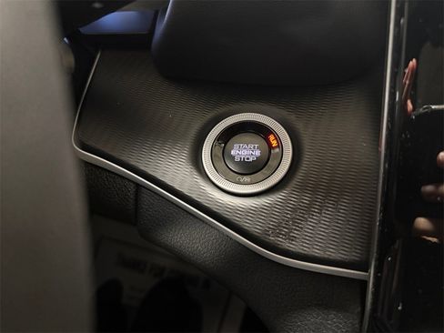 Used 2025 Jeep Grand Cherokee Laredo w/ Luxury Tech Group I image 25