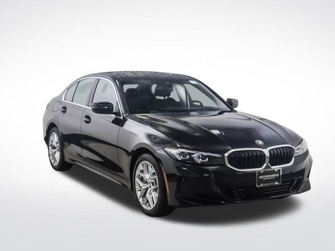 Used 2025 BMW 330i xDrive Sedan w/ Premium Package AWD/4WD image 7