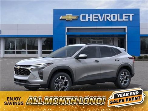 New 2026 Chevrolet Trax LT image 2