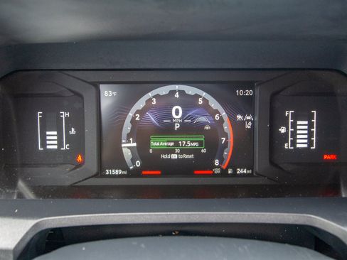 Used 2025 Toyota 4Runner SR5 AWD/4WD image 19