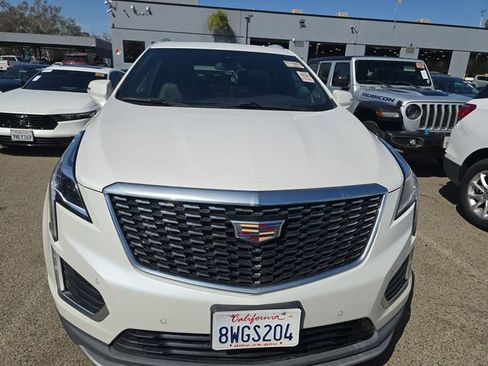 Used 2021 Cadillac XT5 Premium Luxury FWD image 2