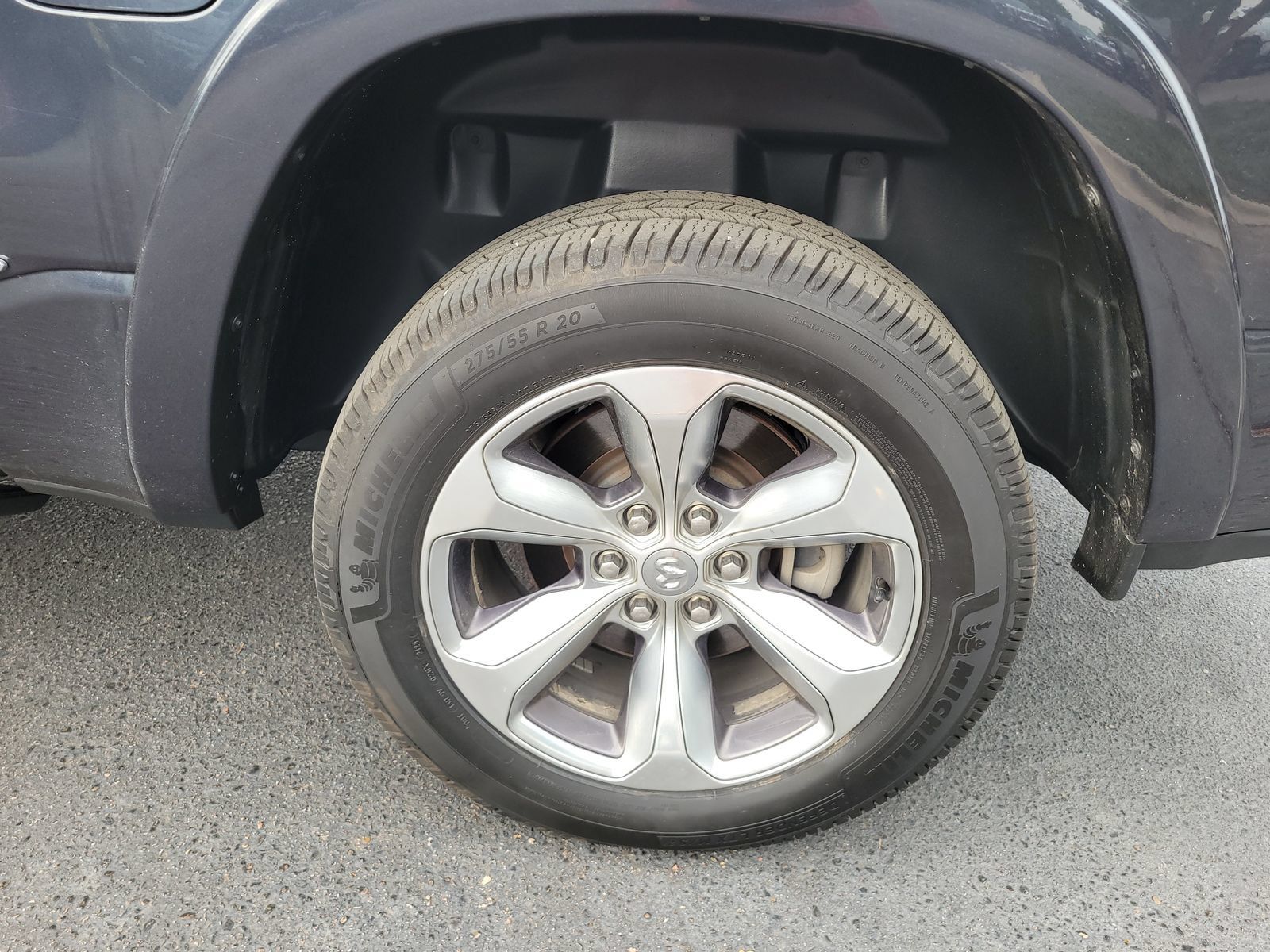 Used 2019 RAM 1500 Limited AWD/4WD image 17
