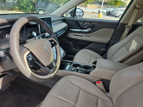 Used 2022 Lincoln Corsair Standard image 17