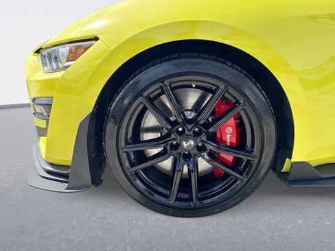Used 2021 Ford Mustang Shelby GT500 w/ Technology Package RWD image 10