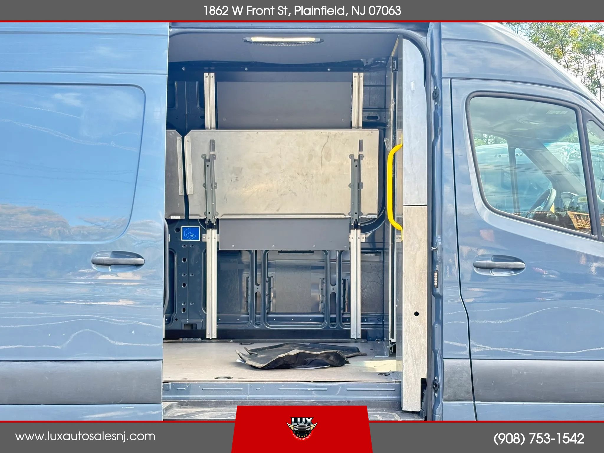 Used 2019 Mercedes-Benz Sprinter 144 image 13