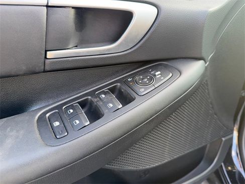Used 2025 Hyundai Sonata SEL image 11