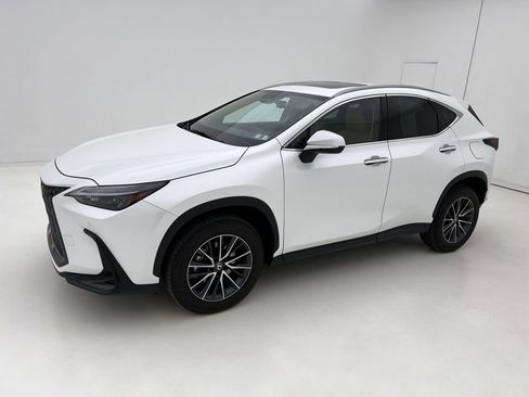 Used 2025 Lexus NX 350 AWD w/ Accessory Package (2T) image 9