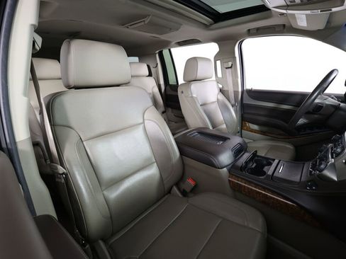 Used 2016 Chevrolet Suburban LTZ image 27