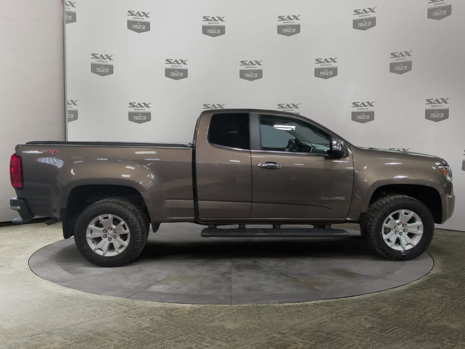 Used 2016 Chevrolet Colorado LT w/ Luxury Package, Chrome AWD/4WD image 6