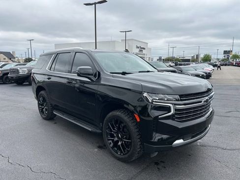 Used 2022 Chevrolet Tahoe LT w/ LT Signature Package AWD/4WD image 4