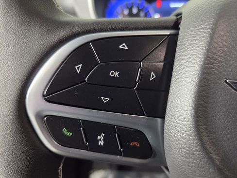 New 2026 Chrysler Pacifica Select FWD image 15