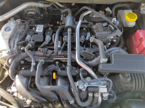 Used 2024 Nissan Sentra S FWD image 30