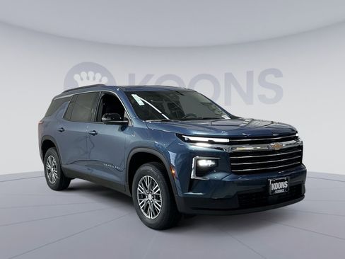 New 2026 Chevrolet Traverse LT w/ Driver Confidence Package image 18