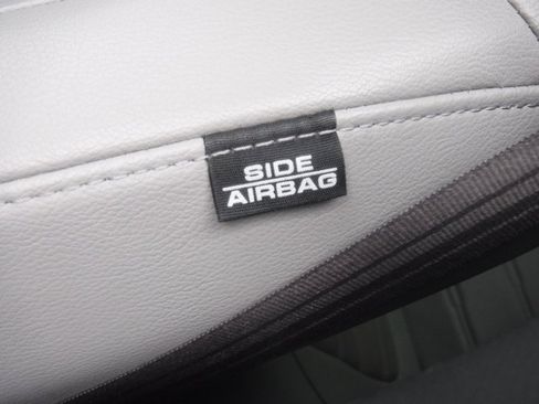 Used 2020 Honda CR-V Touring image 16