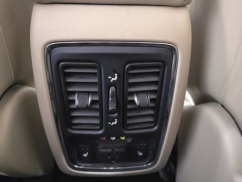 Used 2013 Dodge Durango Citadel w/ Mopar Chrome Appearance Group AWD/4WD image 31