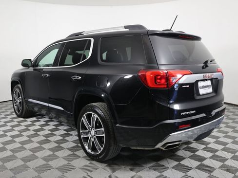 Used 2019 GMC Acadia Denali w/ Technology Package AWD/4WD image 4