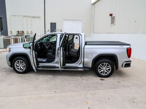Used 2021 GMC Sierra 1500 SLT image 11