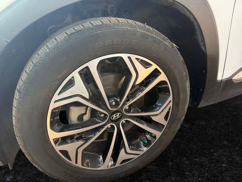 Used 2019 Hyundai Santa Fe Limited image 27