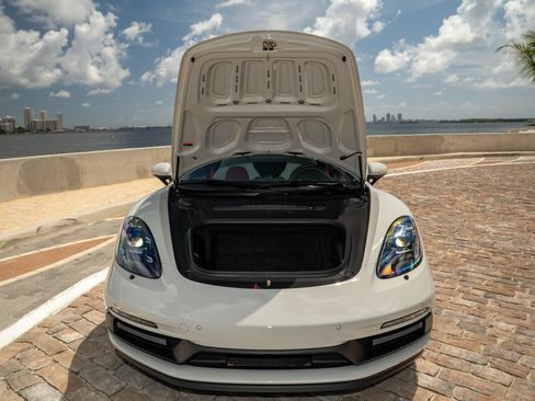 Used 2025 Porsche 718 Cayman GTS RWD image 28