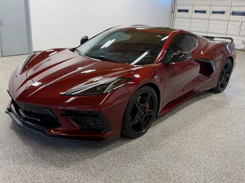 Used 2020 Chevrolet Corvette Stingray Premium Cpe w/ 3LT Preferred Equipment Group RWD image 2